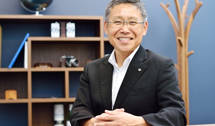 代表取締役社長　小川　一