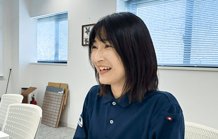 互いに声を掛け合いながら、
必要な場面では自然と助け合える関係性